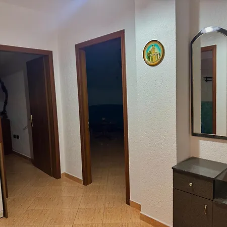 Daire Gridi's Coastal Escape