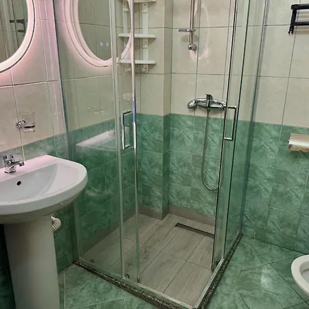 Gridi's Coastal Escape Daire